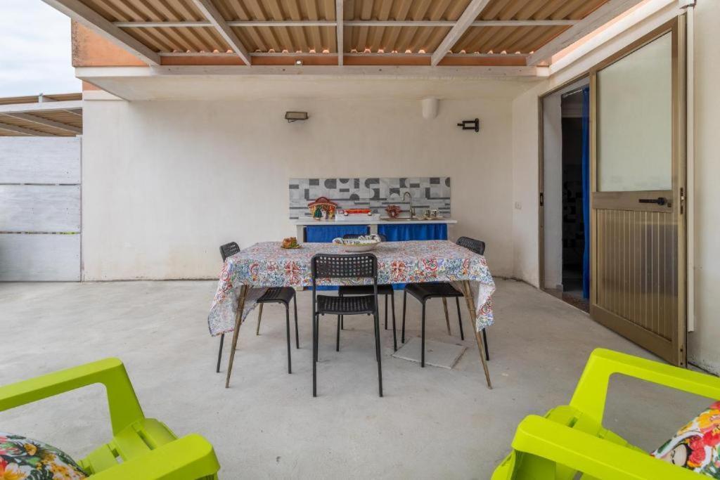 הוילה גראנלי Oasi Del Mare מראה חיצוני תמונה