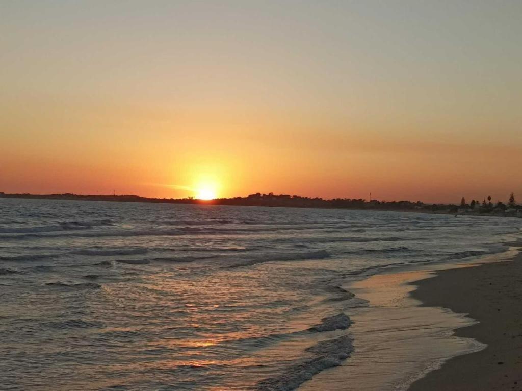 הוילה גראנלי Oasi Del Mare מראה חיצוני תמונה
